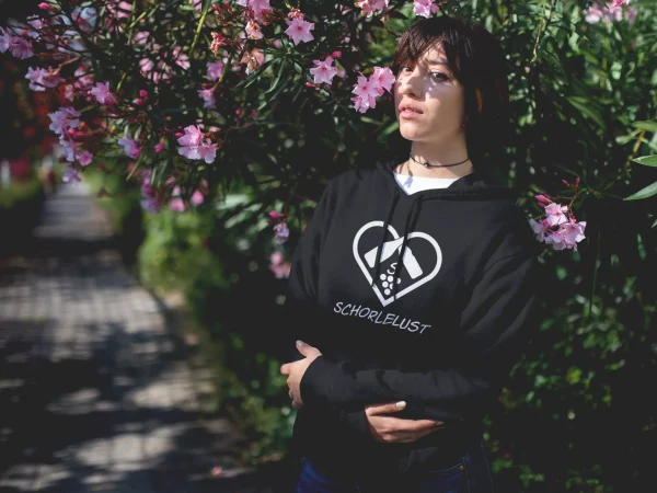 Schorlelust Hoddie Damen Nadine von vorne 2